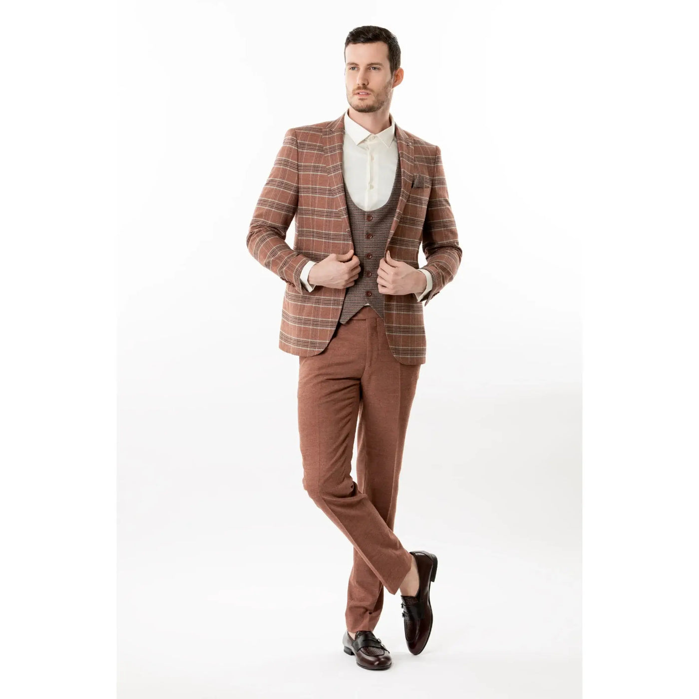 Lodevole Mens Slim Fit Trousers Rusty Brown Outfit