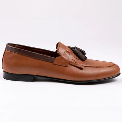Lodevole Mens Two-toned Kiltie Loafers Caramel Right Side View